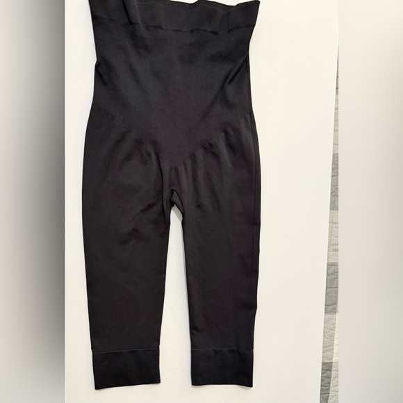 Rhonda Shear Midnight Black Capri Shapewear - Picture 2 of 4